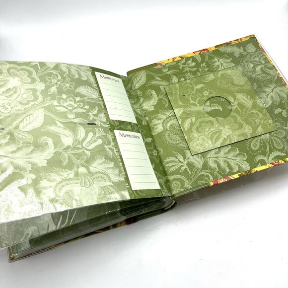 Waverly Samsara Paisley Bound Photo Album Journal 100 Pages CD Colorful Striped - Picture 5 of 9
